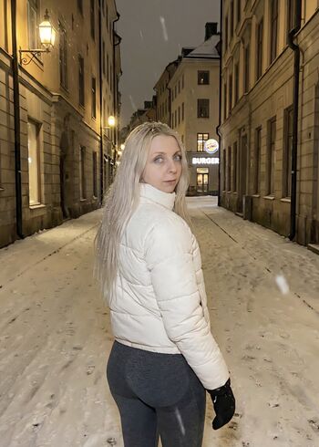 Full leaked Lunacantsee page private onlyfans photo