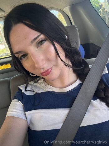 Full leaked Lunaluvx private onlyfans photo