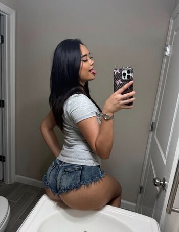 Full leaked Lunamei xo private onlyfans photo