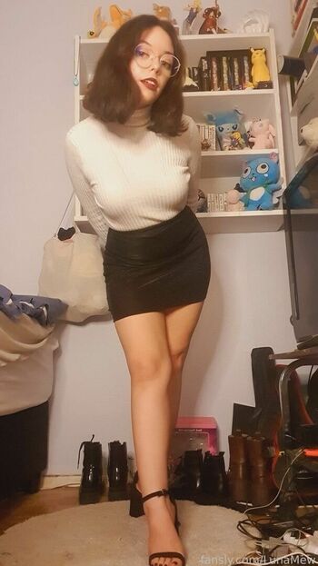 Full leaked Lunamew private onlyfans photo