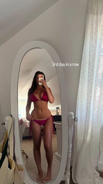 Full leaked Lunaosantos private onlyfans photo