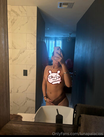 Full leaked Lunapalacios private onlyfans photo