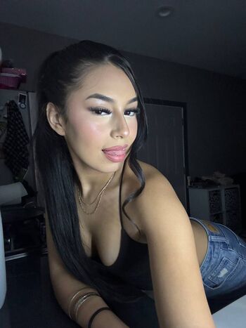 Full leaked Lunapalacios private onlyfans photo