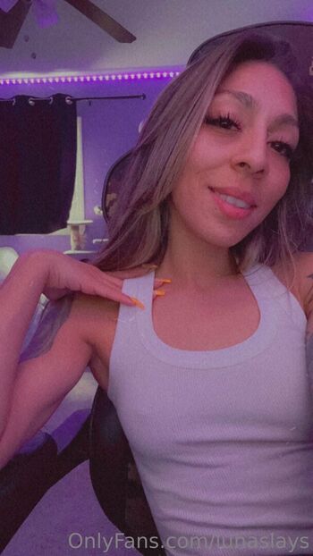 Full leaked Lunaslays private onlyfans photo