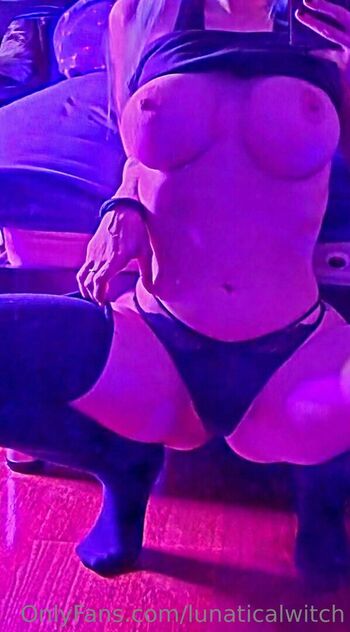 Full leaked Lunaticalwitch private onlyfans photo