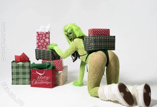 Full leaked Lunchbaglujan  page private onlyfans photo