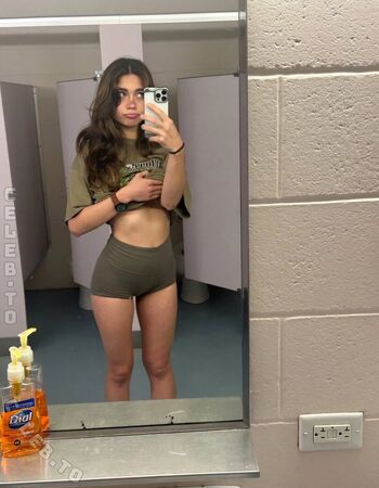 Full leaked Lunchbaglujan  page private onlyfans photo