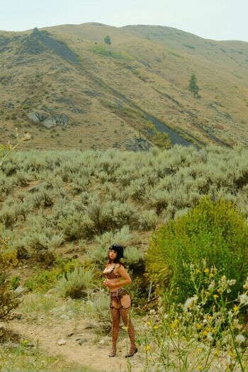 Full leaked Lunchbaglujan  page private onlyfans photo