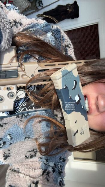 Full leaked Lunchbaglujan  page private onlyfans photo