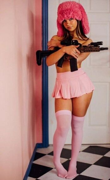 Full leaked Lunchbaglujan  page private onlyfans photo