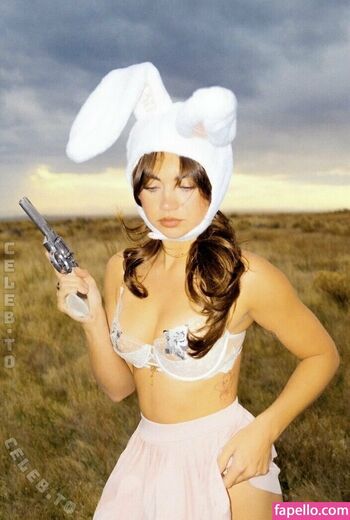 Full leaked Lunchbaglujan  page private onlyfans photo