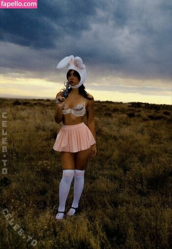 Full leaked Lunchbaglujan  page private onlyfans photo