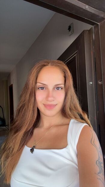 Full leaked Lunebelletv private onlyfans photo