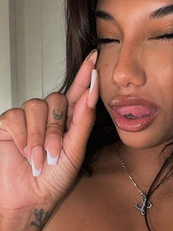 Full leaked Lupitamotaaa page private onlyfans photo