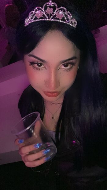 Full leaked Lurruus private onlyfans photo