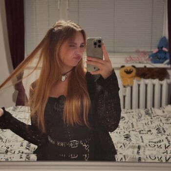 Full leaked Lusiella private onlyfans photo