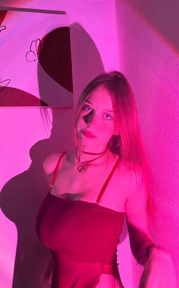Full leaked Luu dailoff private onlyfans photo