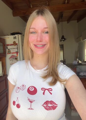Full leaked Luu dailoff private onlyfans photo