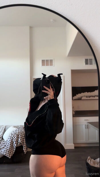 Full leaked Luvsbbyren private onlyfans photo