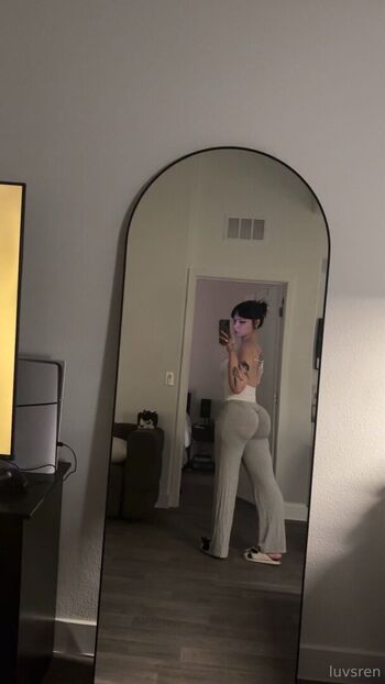 Full leaked Luvsbbyren private onlyfans photo