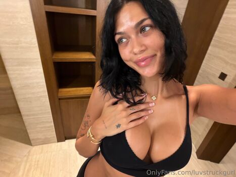 Full leaked Luvstruck private onlyfans photo