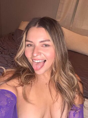 Full leaked Luvv rosee private onlyfans photo