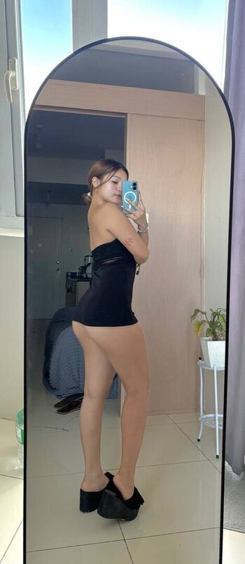 Full leaked Luvx eysie private onlyfans photo