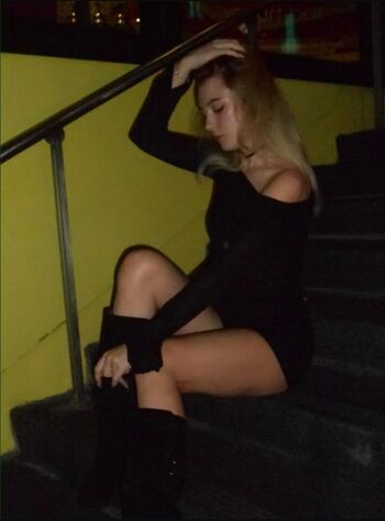 Full leaked Luxumine page private onlyfans photo