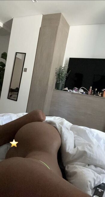 Luxy_Capi 