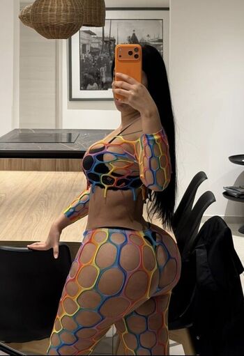 Full leaked Luxy capi private onlyfans photo