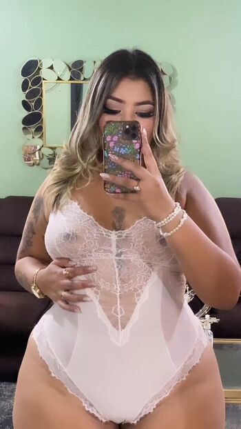Full leaked Luzrodriguez private onlyfans photo
