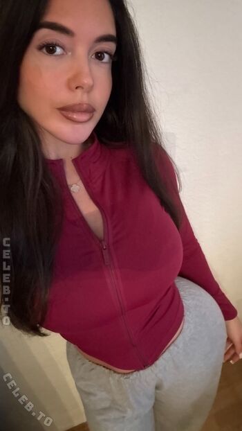 Full leaked Lya aylin private onlyfans photo