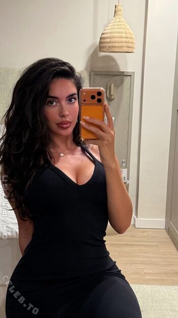 Full leaked Lya aylin private onlyfans photo