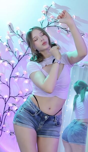 Full leaked Lyasyaa private onlyfans photo