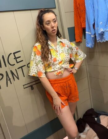 Full leaked Lydia hewitt lee page private onlyfans photo