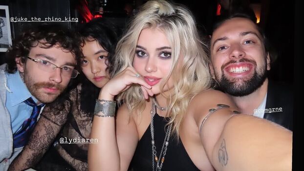 Full leaked Lydiaren private onlyfans photo