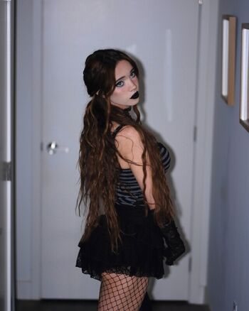lydiaviolet