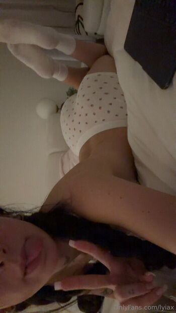 Full leaked Lyiax private onlyfans photo
