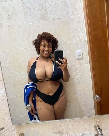 Full leaked Lymersa private onlyfans photo