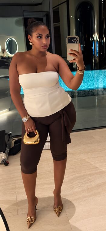 Lynda Sherazade