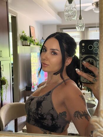 Lyndi