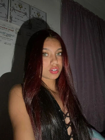 Full leaked Lynique meyer private onlyfans photo