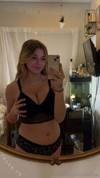 Full leaked Lynntoria private onlyfans photo