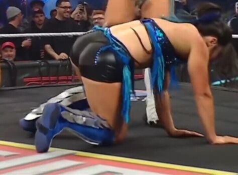 Full leaked Lyra valkyria page private onlyfans photo