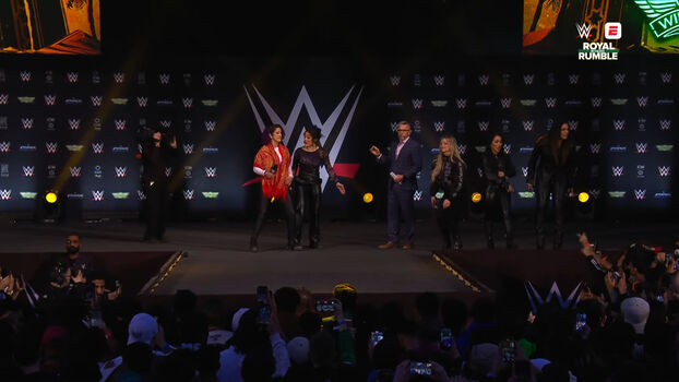 Full leaked Lyra valkyria page private onlyfans photo