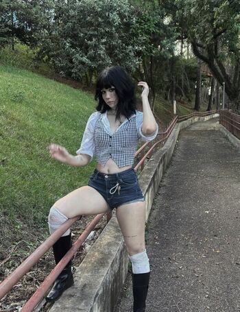 Full leaked Lysbella private onlyfans photo