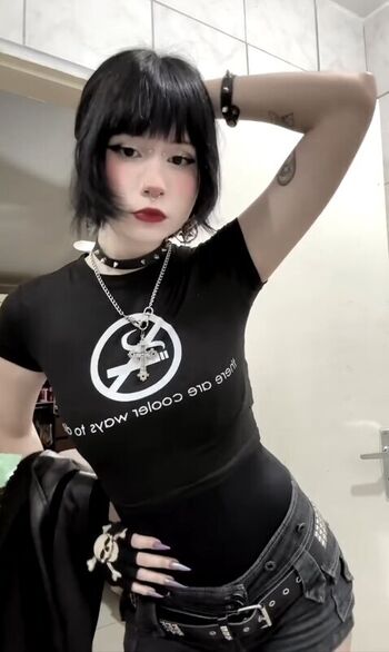 Full leaked Lysbella private onlyfans photo