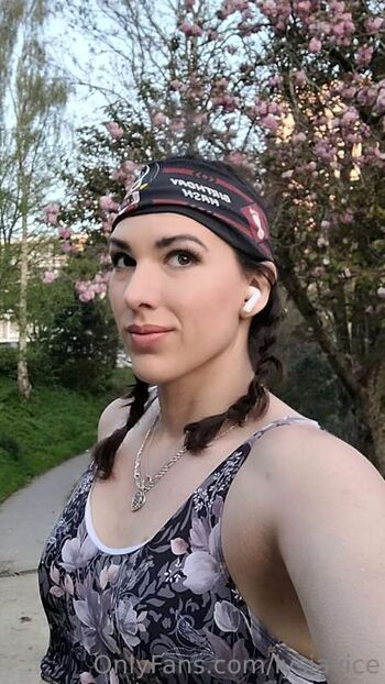Full leaked Lysiavice private onlyfans photo
