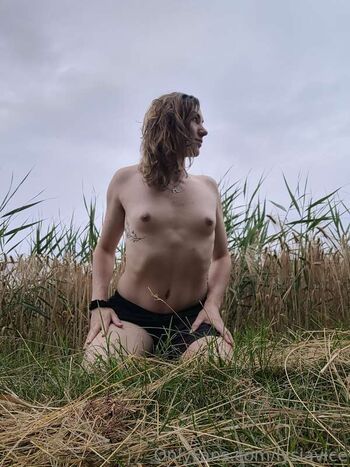 Full leaked Lysiavice private onlyfans photo