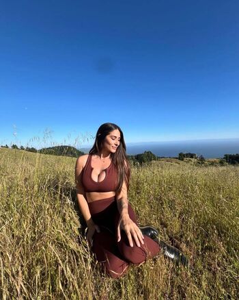 Full leaked Lyss in page private onlyfans photo